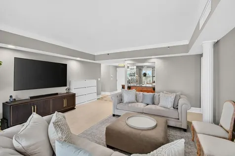 300 SE 5th Avenue Boca Raton FL 33432