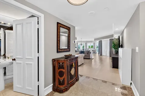 300 SE 5th Avenue Boca Raton FL 33432