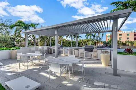 300 SE 5th Avenue Boca Raton FL 33432