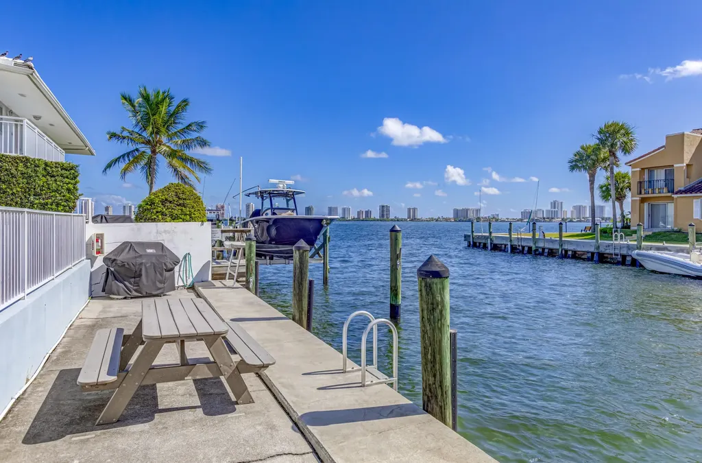 120 Lehane Terrace North Palm Beach FL 33408