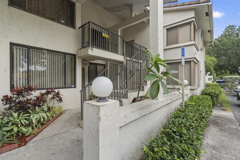 3100 NW 46th Street Oakland Park FL 33309