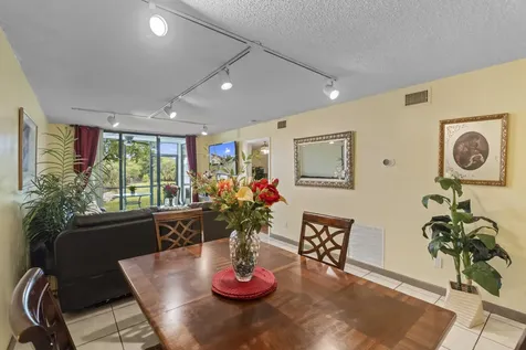 3100 NW 46th Street Oakland Park FL 33309