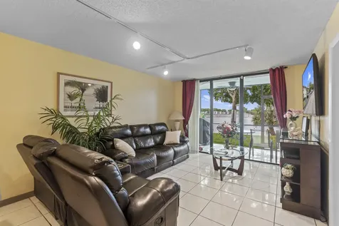 3100 NW 46th Street Oakland Park FL 33309