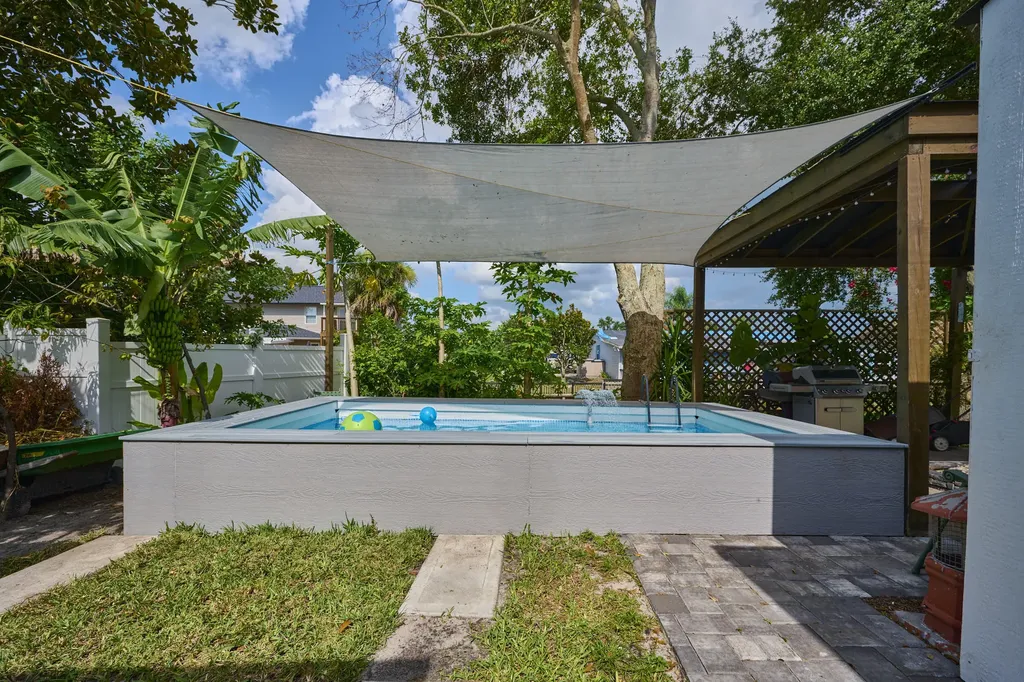 441 Spoonbill Court Kenansville FL 34739