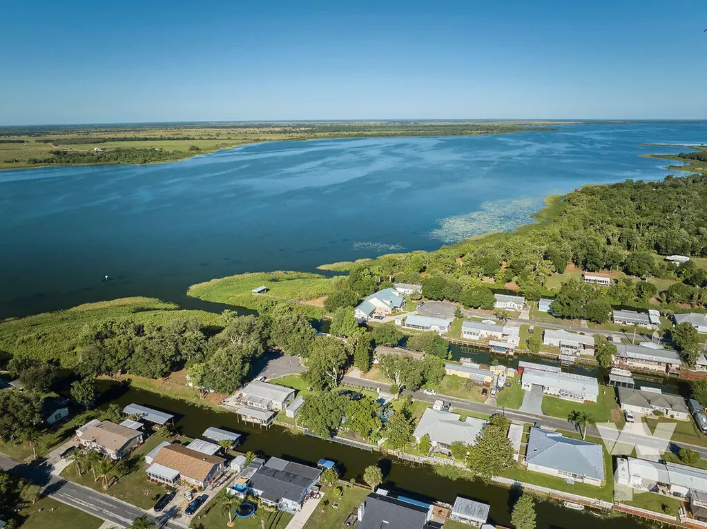 441 Spoonbill Court Kenansville FL 34739