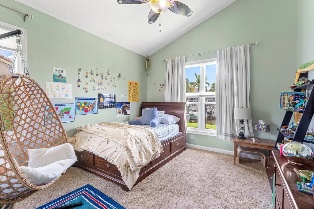 8926 SE North Passage Way Jupiter FL 33469