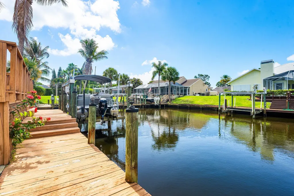 8926 SE North Passage Way Jupiter FL 33469