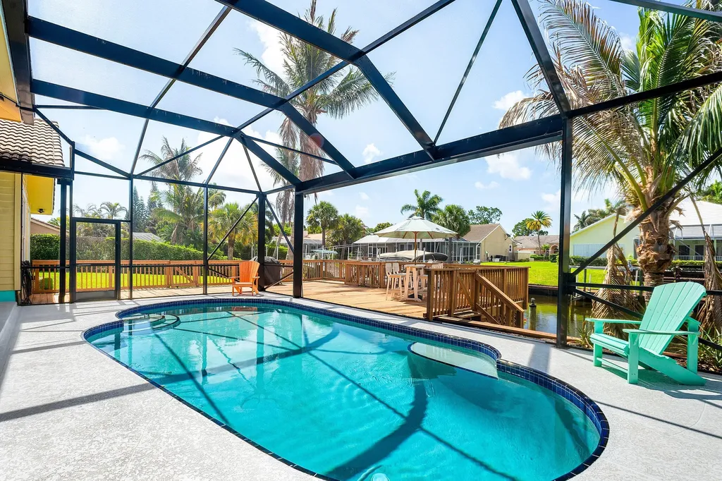 8926 SE North Passage Way Jupiter FL 33469