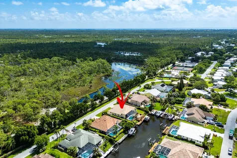 8926 SE North Passage Way Jupiter FL 33469