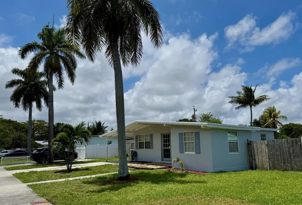 1601 NE 47th Street Pompano Beach FL 33064
