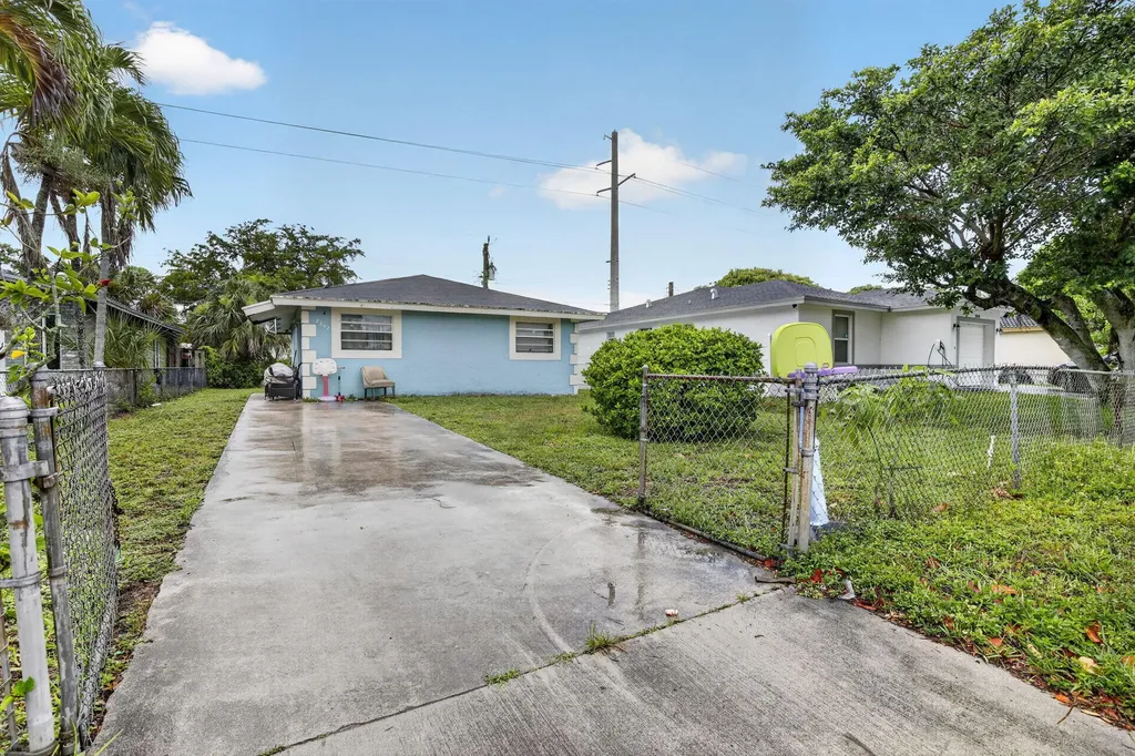 2842 NW 9th Place Fort Lauderdale FL 33311