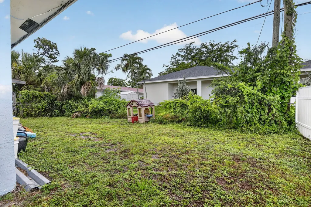 2842 NW 9th Place Fort Lauderdale FL 33311