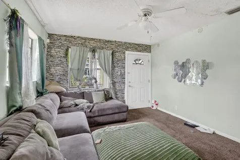 2842 NW 9th Place Fort Lauderdale FL 33311