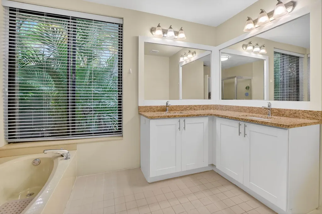 19181 Sabal Lake Drive Boca Raton FL 33434