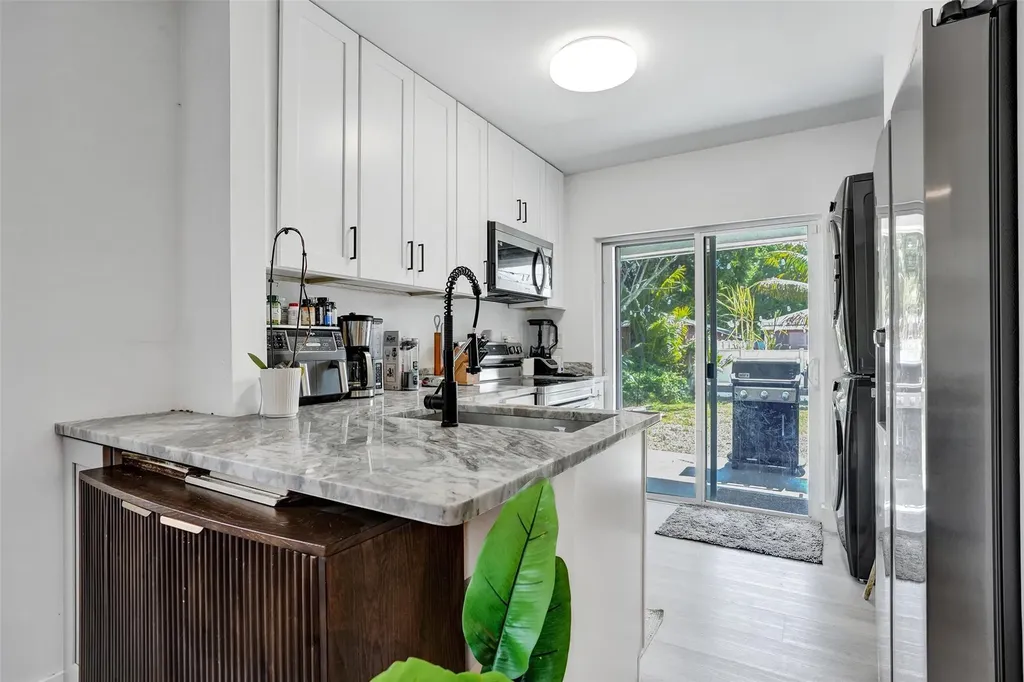 1590 NW 7th Lane Pompano Beach FL 33060