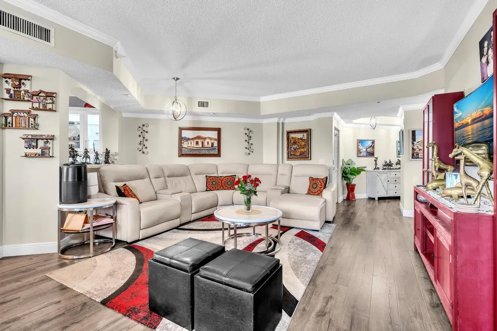 7647 Southampton Terrace Tamarac FL 33321