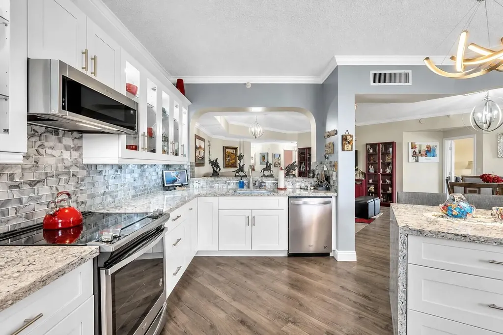 7647 Southampton Terrace Tamarac FL 33321