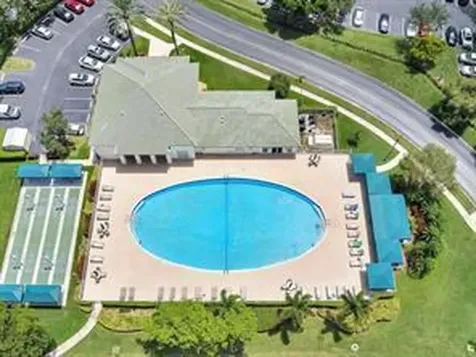 7647 Southampton Terrace Tamarac FL 33321