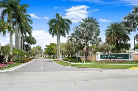7647 Southampton Terrace Tamarac FL 33321
