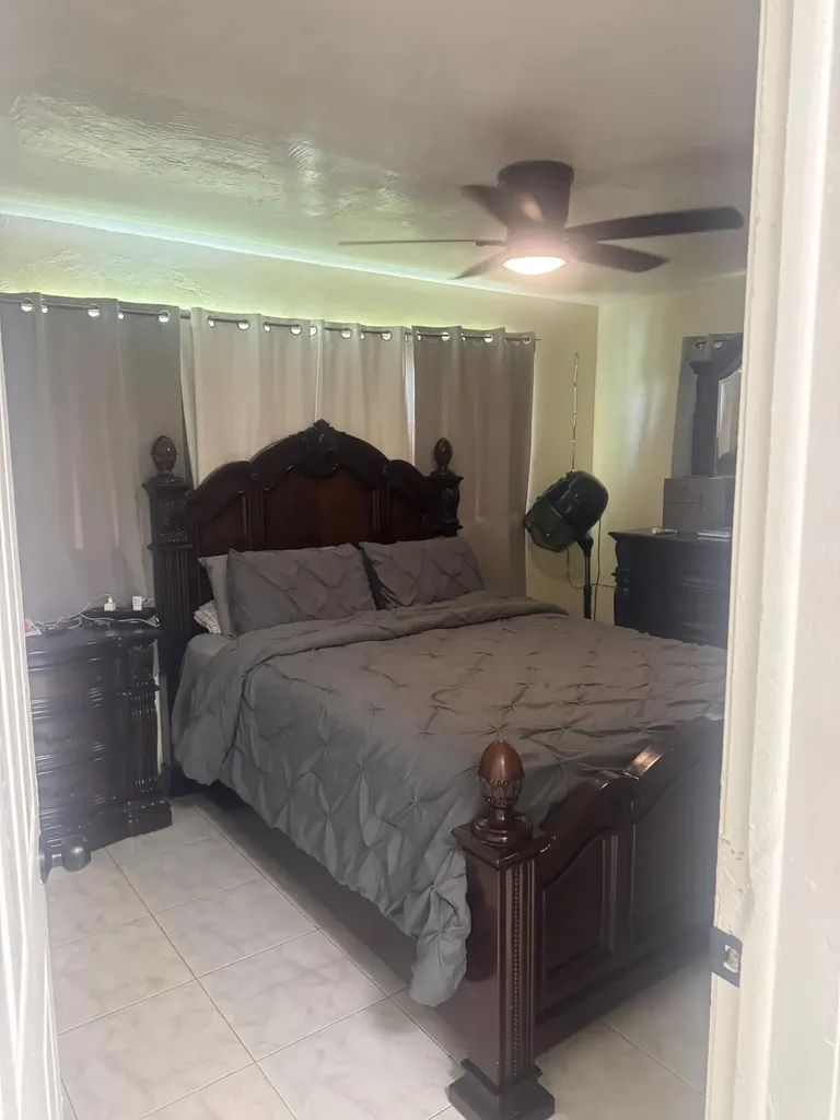 7160 NW 24th Street NW Sunrise FL 33313