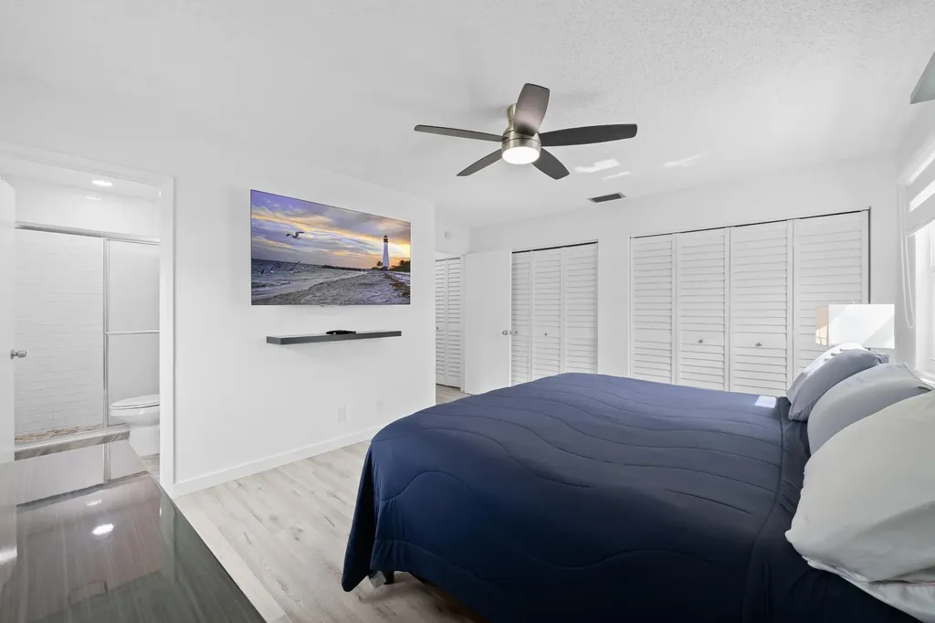 18833 Cloud Lake Circle Boca Raton FL 33496
