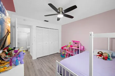 18833 Cloud Lake Circle Boca Raton FL 33496