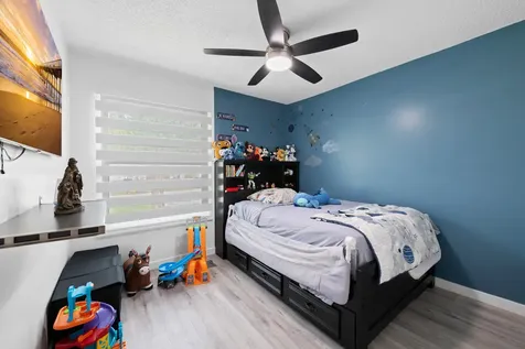 18833 Cloud Lake Circle Boca Raton FL 33496
