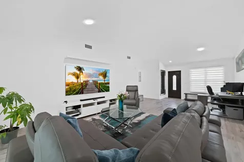 18833 Cloud Lake Circle Boca Raton FL 33496