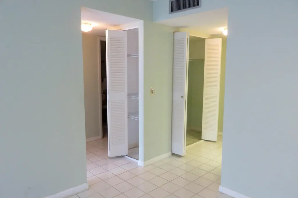 470 Executive Center Drive West Palm Beach FL 33401