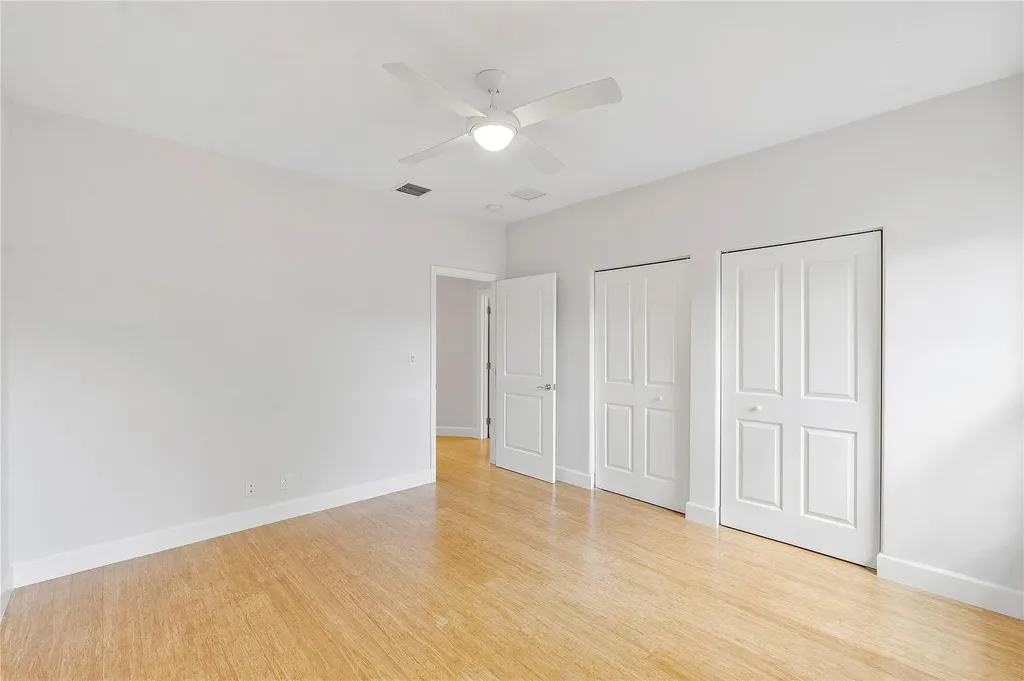 825 NE 17th Way Fort Lauderdale FL 33304