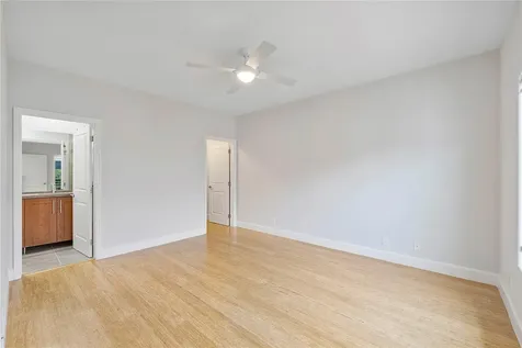825 NE 17th Way Fort Lauderdale FL 33304