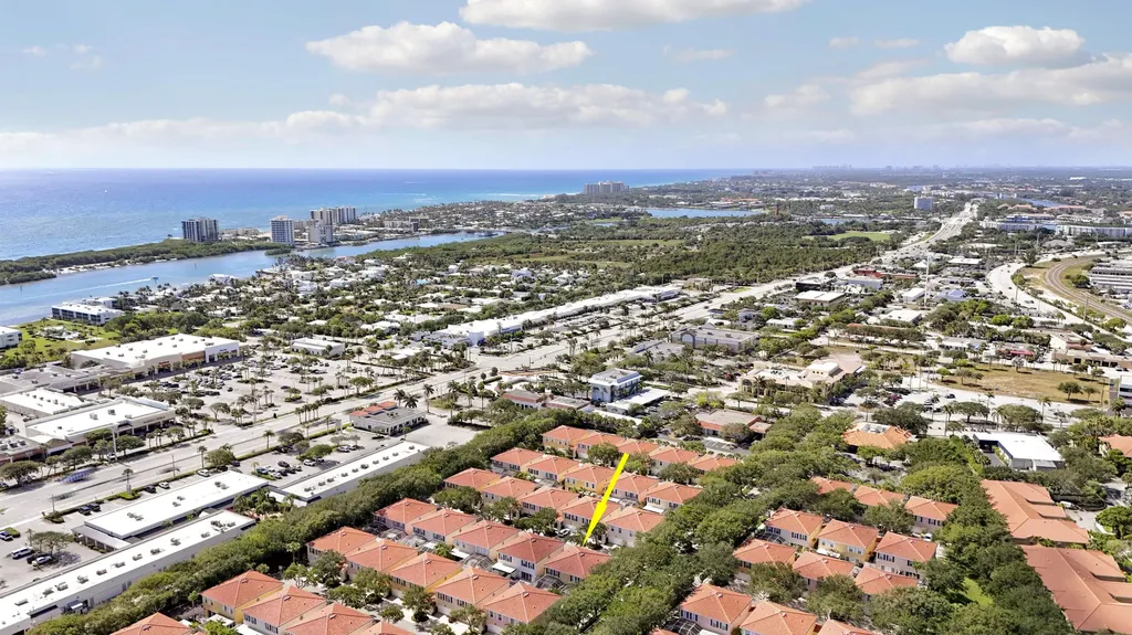 77 Laurel Oaks Circle Tequesta FL 33469