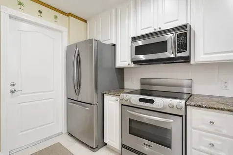 77 Laurel Oaks Circle Tequesta FL 33469