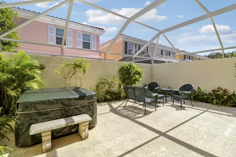 77 Laurel Oaks Circle Tequesta FL 33469