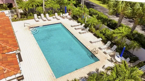 77 Laurel Oaks Circle Tequesta FL 33469