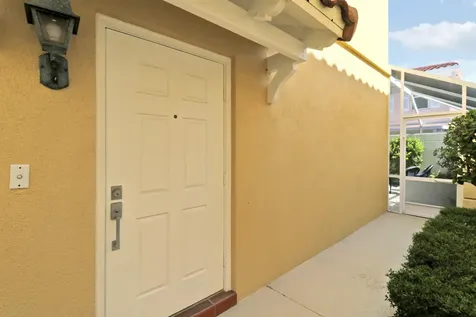77 Laurel Oaks Circle Tequesta FL 33469