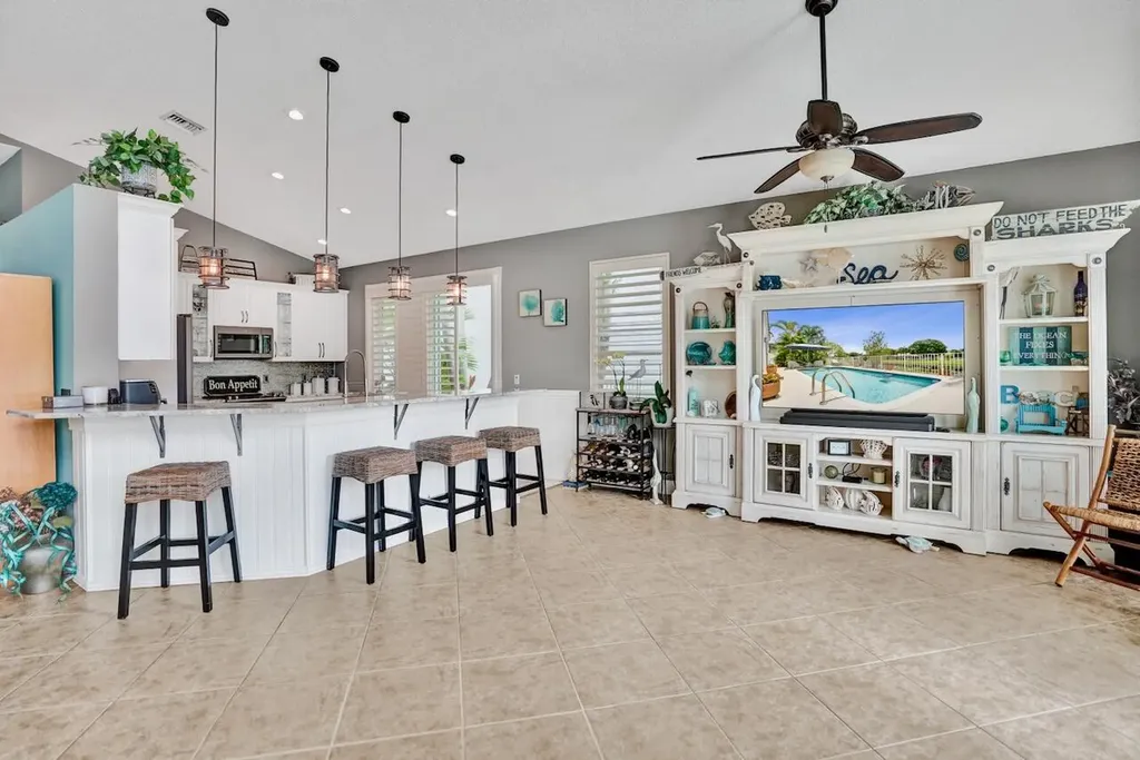 6672 Remington Place Lake Worth FL 33463