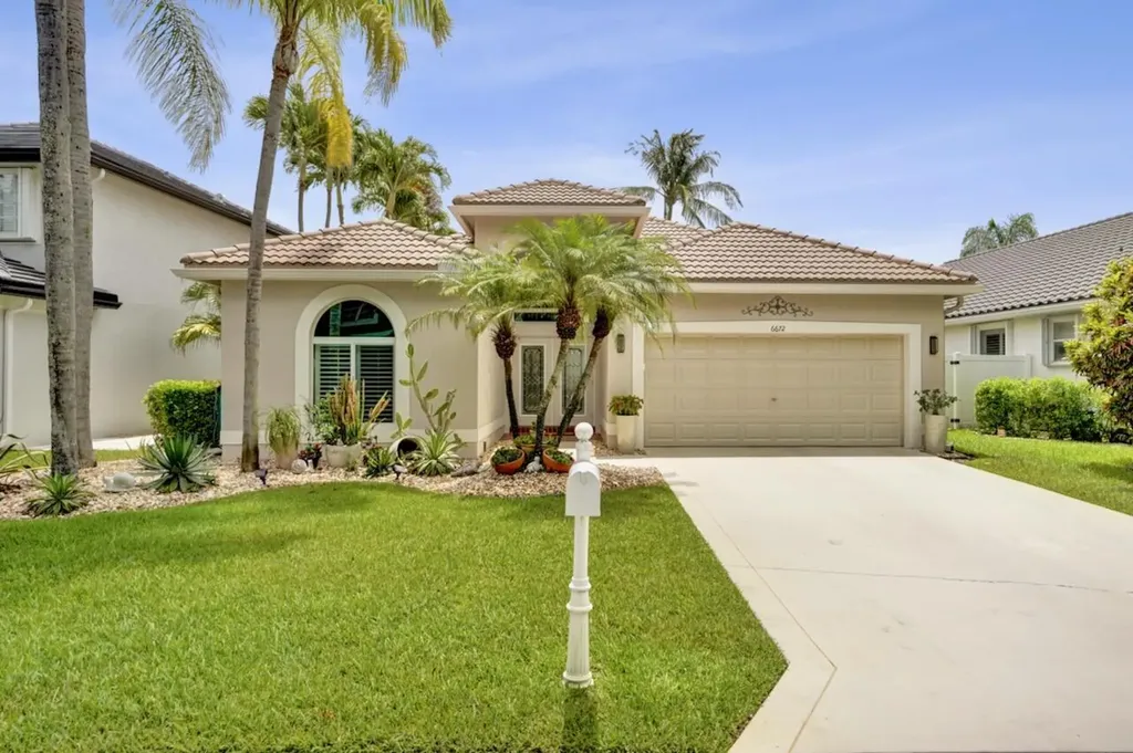 6672 Remington Place Lake Worth FL 33463