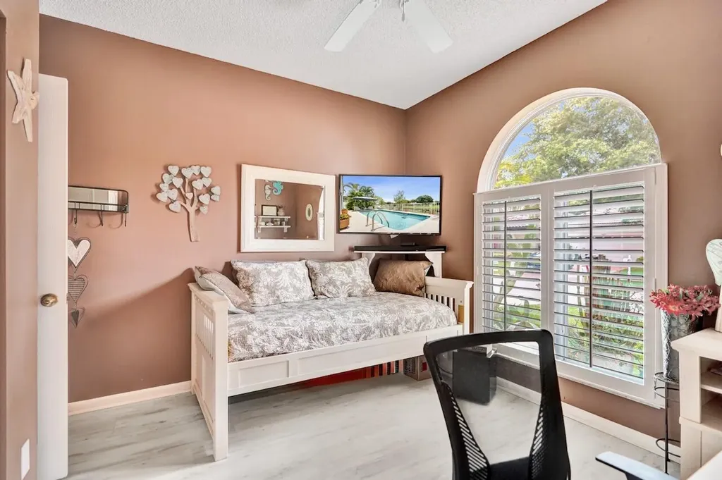 6672 Remington Place Lake Worth FL 33463