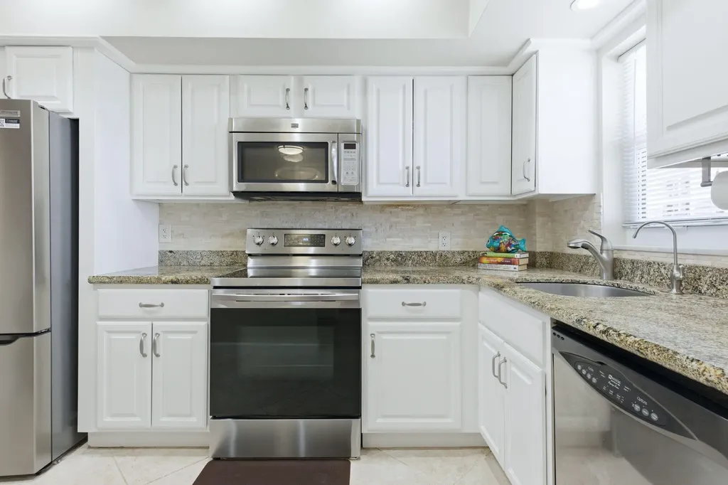 2880 NE 33rd Court Fort Lauderdale FL 33306