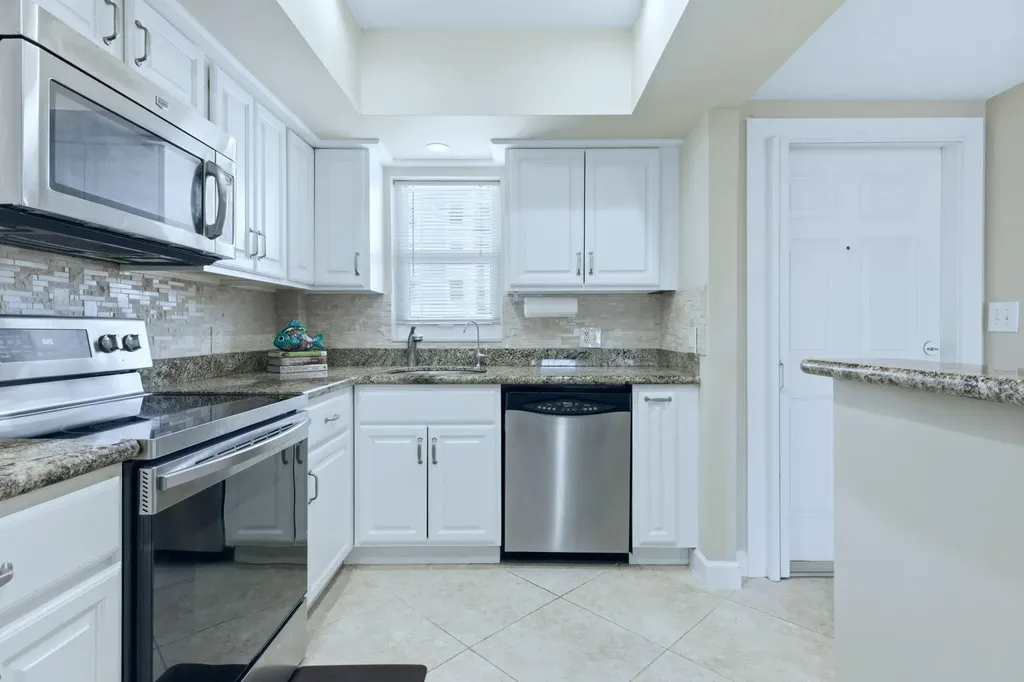 2880 NE 33rd Court Fort Lauderdale FL 33306