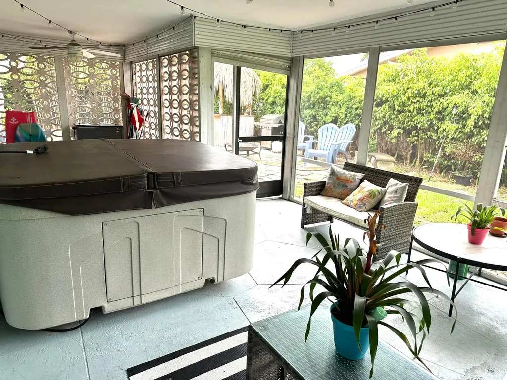 420 SE 12th Avenue Deerfield Beach FL 33441