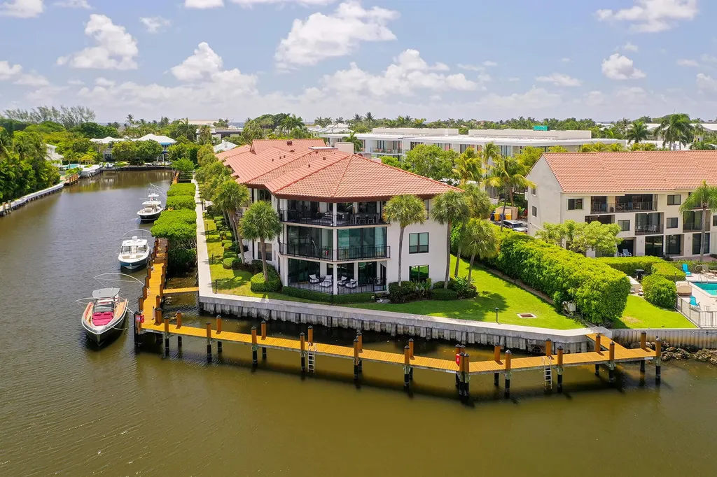 800 Andrews Avenue Delray Beach FL 33483