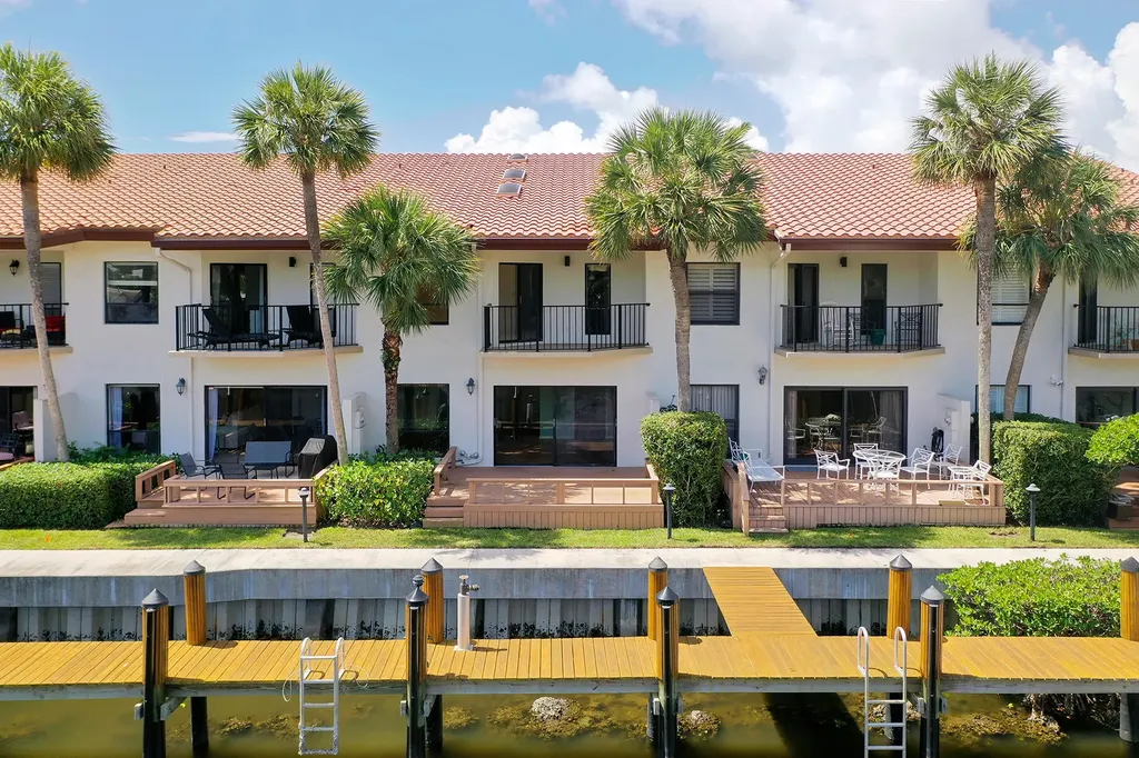 800 Andrews Avenue Delray Beach FL 33483