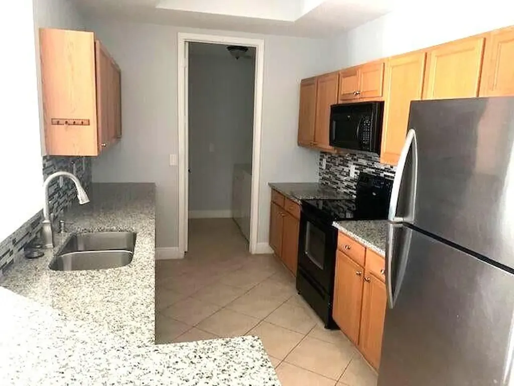 10480 SW Stephanie Way Port St Lucie FL 34987