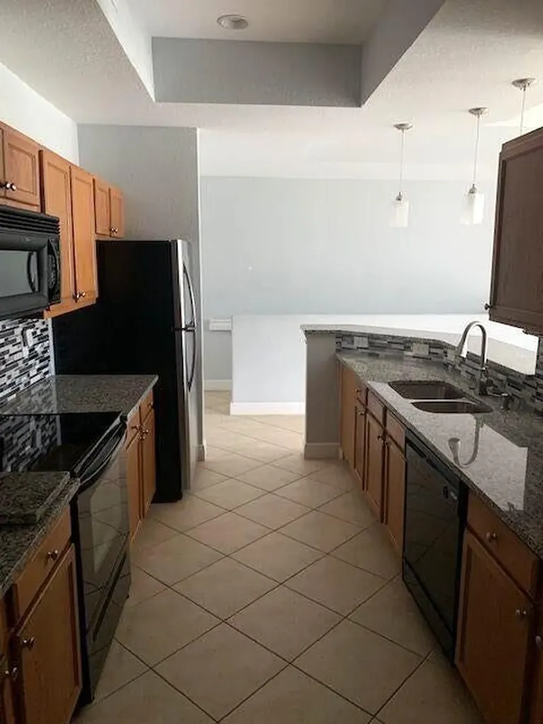 10480 SW Stephanie Way Port St Lucie FL 34987