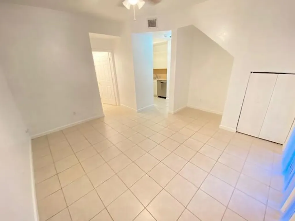 2905 Hidden Hills Road West Palm Beach FL 33411