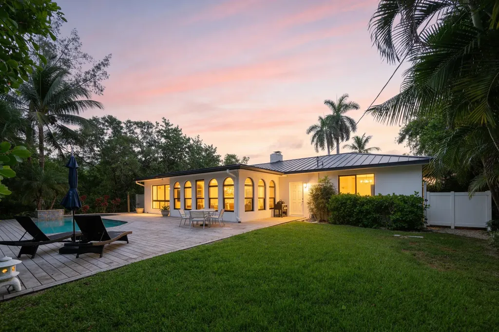 35 Anna Street Ocean Ridge FL 33435