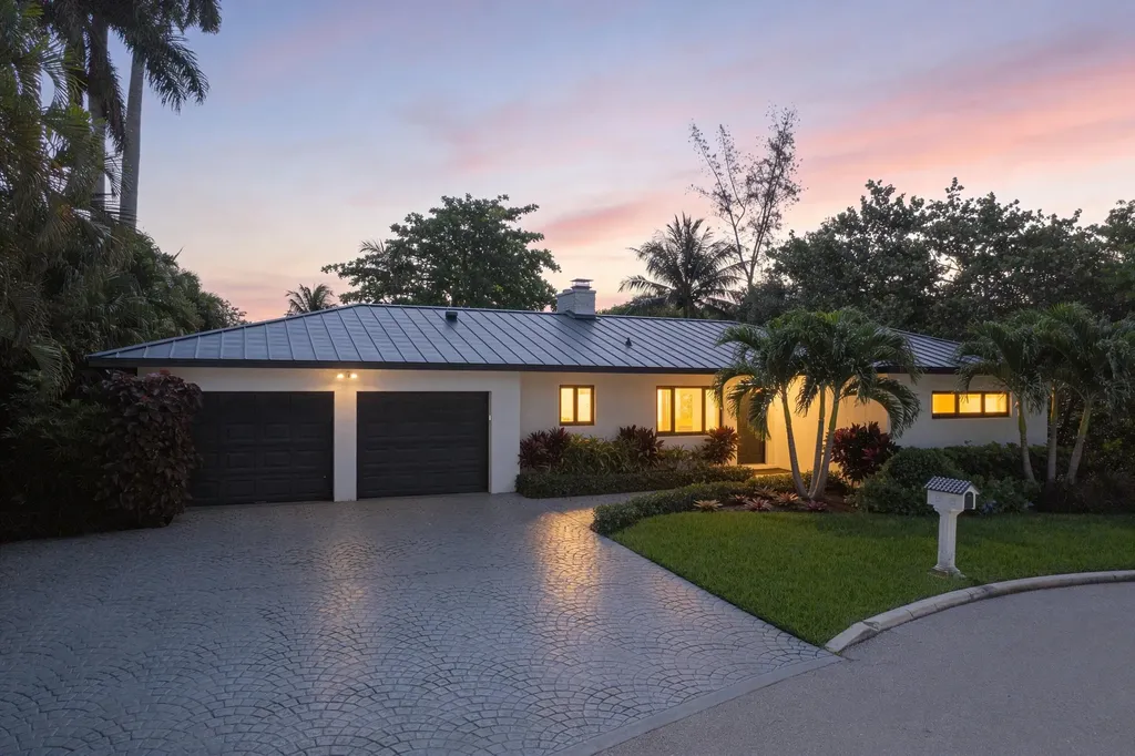 35 Anna Street Ocean Ridge FL 33435