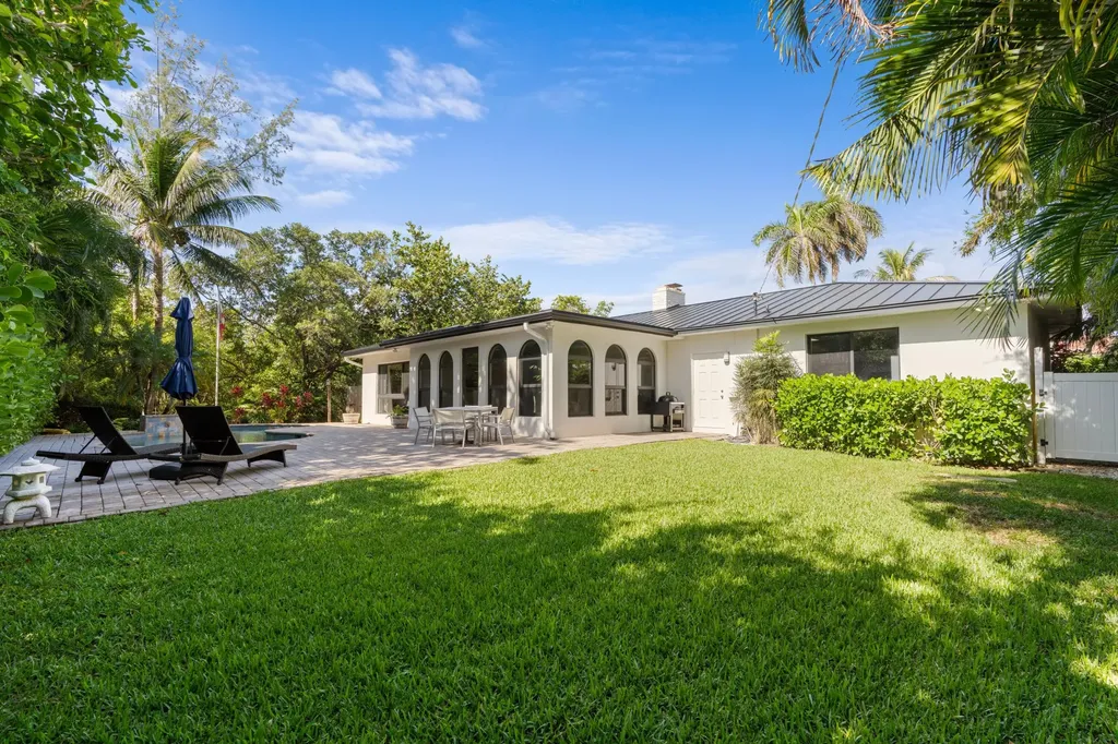35 Anna Street Ocean Ridge FL 33435